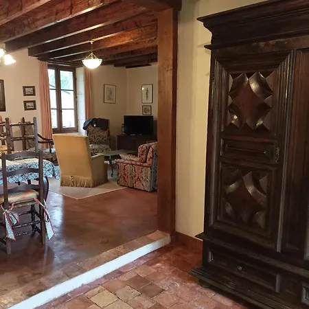 Peches De Vignes * Fouquebrune