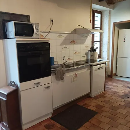 Peches De Vignes * Fouquebrune